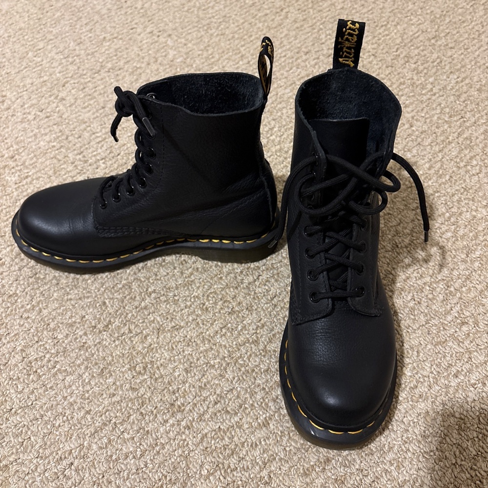 Dr Martins - image 8